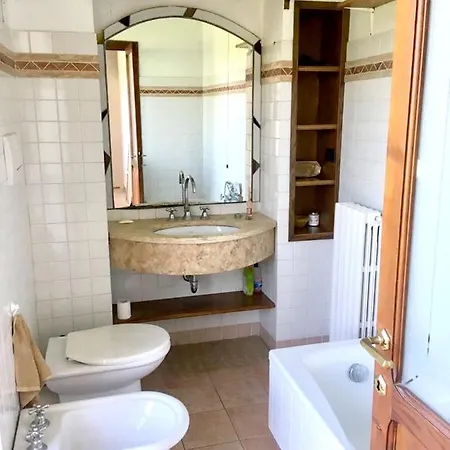 House With 2 Bedrooms In Campofilone With Furnished Garden 3 Km From The Beach *