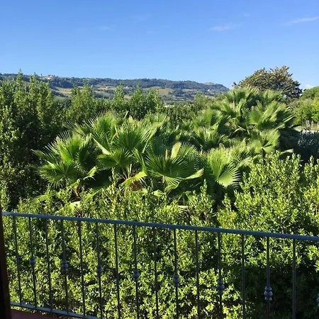Дом отдыха House With 2 Bedrooms In Campofilone With Furnished Garden 3 Km From The Beach *