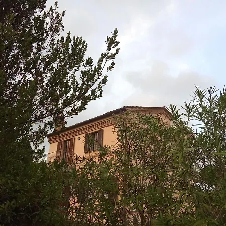House With 2 Bedrooms In Campofilone With Furnished Garden 3 Km From The Beach
